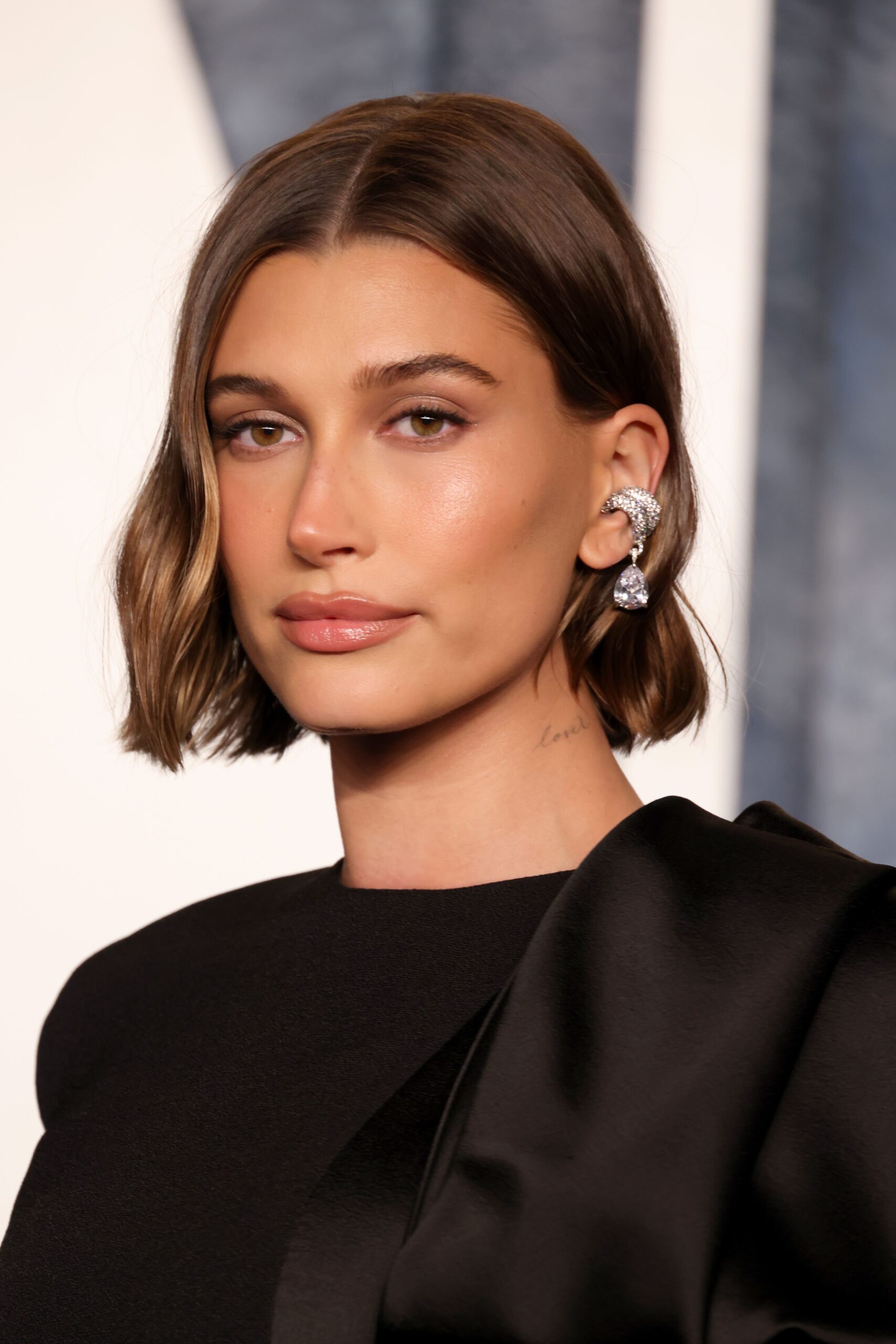 Get the Red Carpet Look: Hailey Bieber