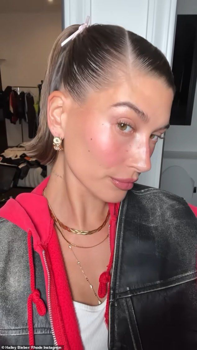 Hailey Bieber goes makeup-free to promote Rhode skincare